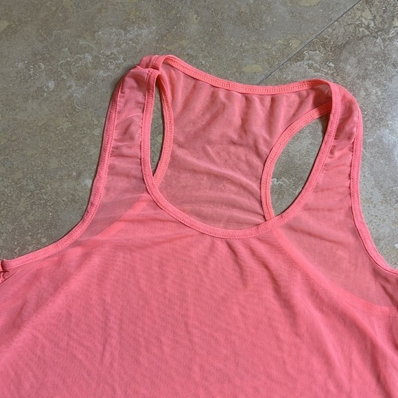 💕Cute Neon Cropped Tank Top💕 - Picture 2 of 3